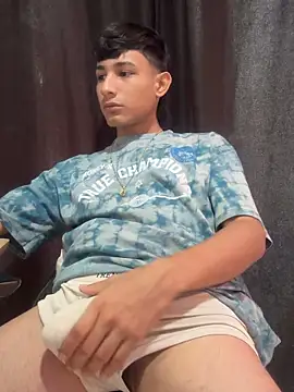 Snapshot of cody_fox10 chatting on February 2026 07:07:01 PM cody fox10 online show from February 2026 07:07:01 PM