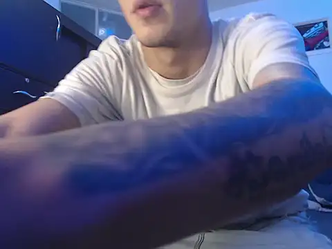 Snapshot of man_porn13 chatting on November 2025 03:29:02 AM man porn13 online show from November 2025 03:29:02 AM