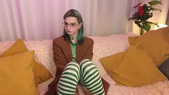 Snapshot of lika_haris chatting on October 2025 11:08:02 AM lika haris online show from October 2025 11:08:02 AM