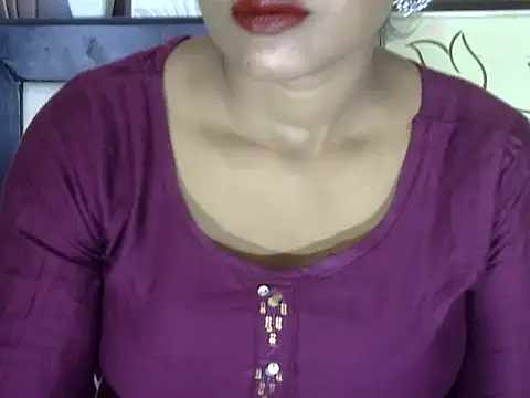 Snapshot of hotee_bhabi chatting on September 2025 07:10:01 AM hotee bhabi online show from September 2025 07:10:01 AM