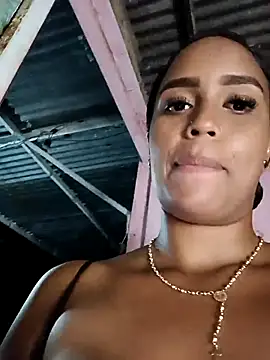 Snapshot of Fernanda30 chatting on September 2025 04:16:01 AM Fernanda30 online show from September 2025 04:16:01 AM