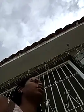 Snapshot of Fernanda30 chatting on November 2025 01:11:02 PM Fernanda30 online show from November 2025 01:11:02 PM