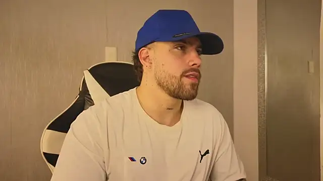 Ades Lowe online show from November 2025 12:59:01 PM