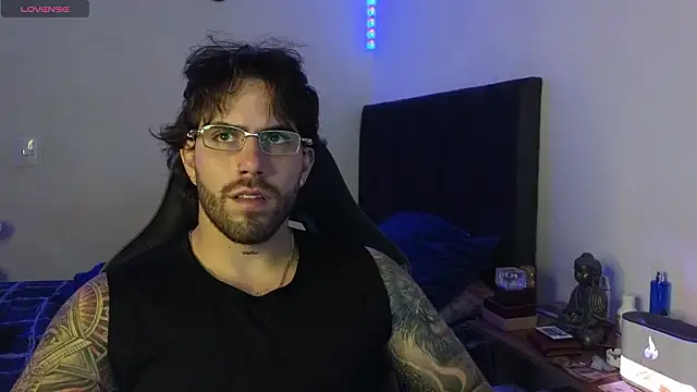 Ades Lowe online show from March 2026 06:08:01 AM