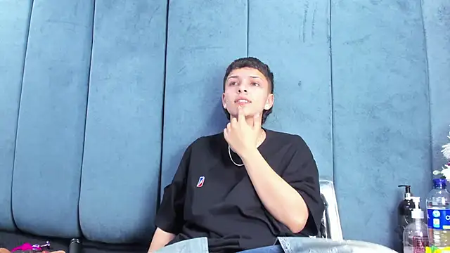 Snapshot of Megan_Thompson_ chatting on February 2026 02:17:02 AM Megan Thompson online show from February 2026 02:17:02 AM