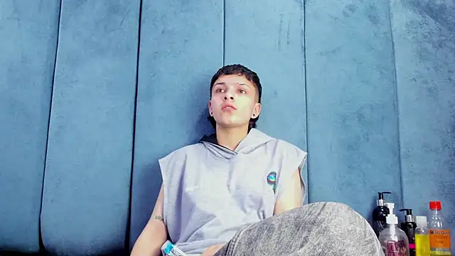 Snapshot of Megan_Thompson_ chatting on February 2026 02:22:01 AM Megan Thompson online show from February 2026 02:22:01 AM