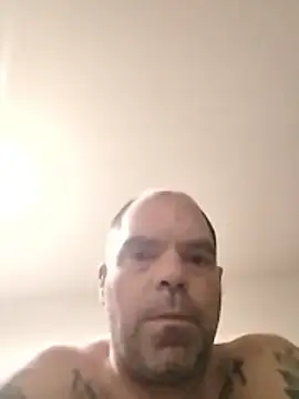 Mirkainvikta online show from April 2026 07:18:01 PM