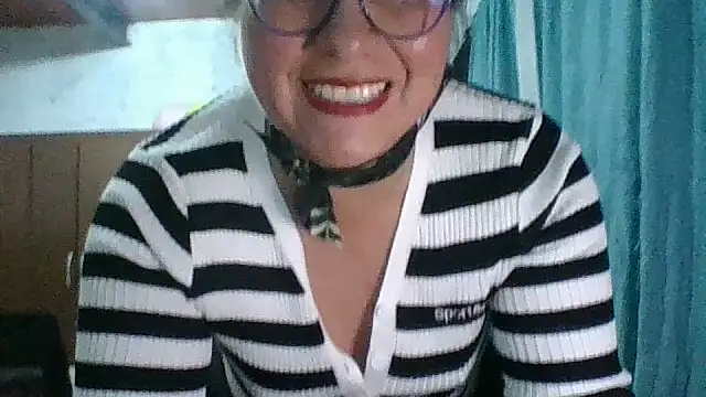 scarlett widow  online show from September 2025 03:09:02 AM