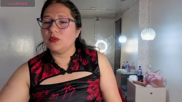scarlett widow  online show from June 2026 03:20:02 AM