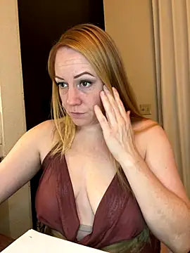 ChiliRoja online show from November 2025 07:40:02 AM