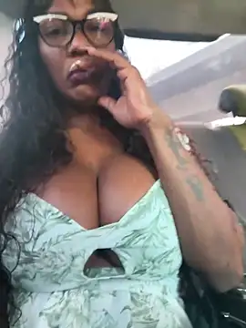 Bustykeyla online show from April 2026 07:34:02 PM