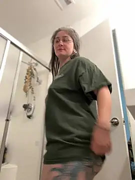 Alix Valentine online show from March 2026 04:51:01 PM