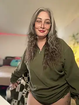 Snapshot of Alix_Valentine chatting on July 2026 06:32:01 PM Alix Valentine online show from July 2026 06:32:01 PM