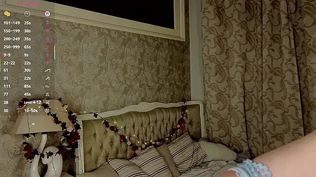 Emma Frosty online show from June 2026 10:15:01 PM