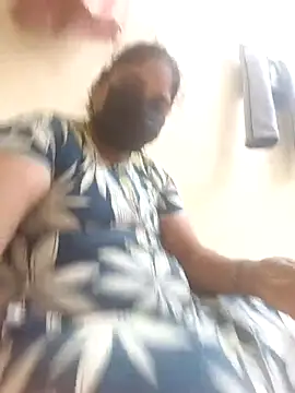 Snapshot of Villageanuty chatting on October 2025 04:33:01 PM Villageanuty online show from October 2025 04:33:01 PM