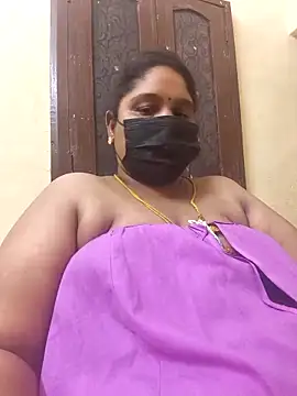 Snapshot of Villageanuty chatting on November 2025 05:15:01 PM Villageanuty online show from November 2025 05:15:01 PM