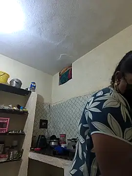 Snapshot of Villageanuty chatting on November 2025 06:25:02 AM Villageanuty online show from November 2025 06:25:02 AM