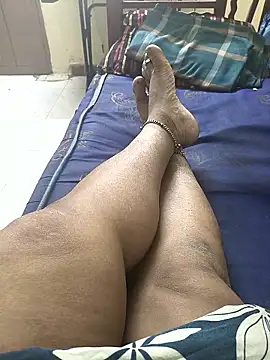 Snapshot of Villageanuty chatting on November 2025 05:09:01 PM Villageanuty online show from November 2025 05:09:01 PM