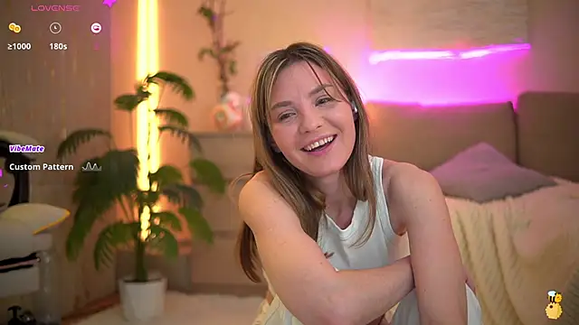 bryk elise online show from April 2026 07:58:01 PM