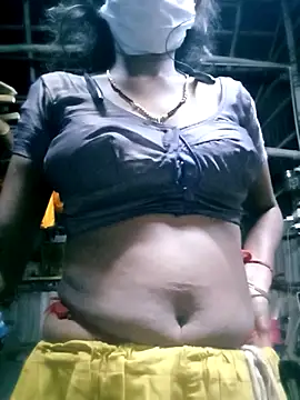 Snapshot of Tamilauntyhot chatting on October 2025 03:21:02 PM Tamilauntyhot online show from October 2025 03:21:02 PM