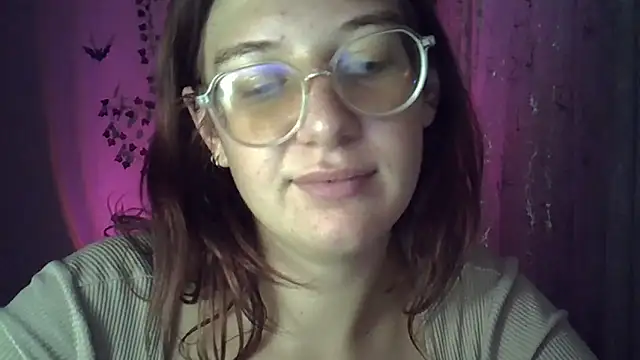 Lily Ember online show from October 2025 10:41:02 PM