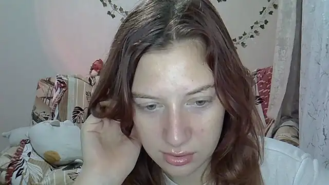 Lily Ember online show from November 2025 06:11:02 PM