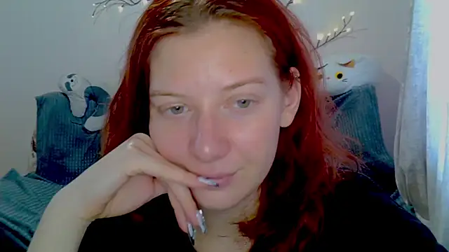 Lily Ember online show from February 2026 09:06:01 AM