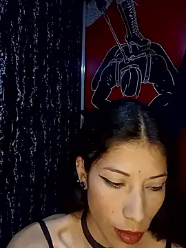 Snapshot of damian_and_tiana chatting on October 2025 04:35:02 AM damian and tiana online show from October 2025 04:35:02 AM