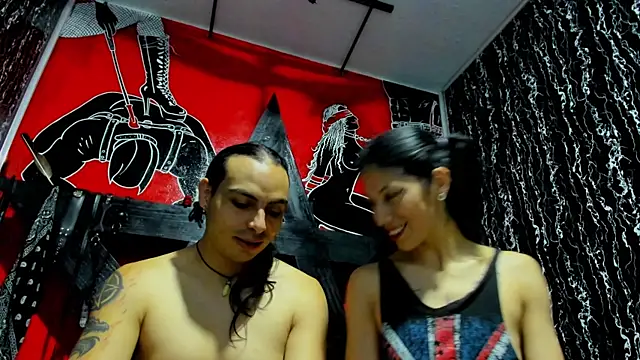 Snapshot of damian_and_tiana chatting on November 2025 04:34:02 AM damian and tiana online show from November 2025 04:34:02 AM