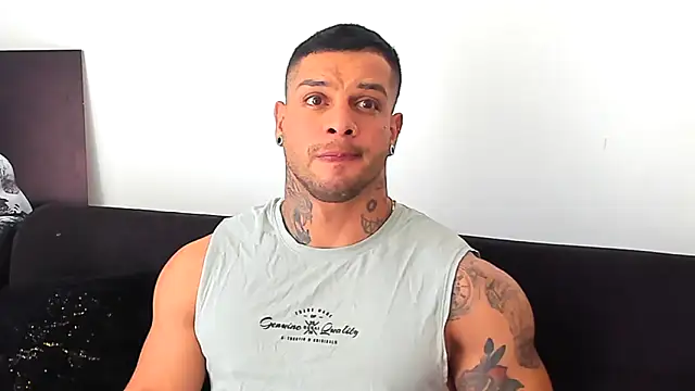 Snapshot of Marck_Mathews chatting on October 2025 06:59:01 PM Marck Mathews online show from October 2025 06:59:01 PM