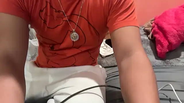 Snapshot of kSwisssxxx chatting on December 2025 09:36:02 AM kSwisssxxx online show from December 2025 09:36:02 AM