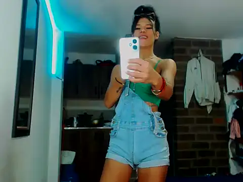 beautiful taty online show from October 2025 08:17:01 PM