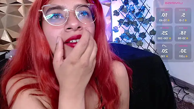 lunaBloom1 online show from October 2025 02:13:01 PM