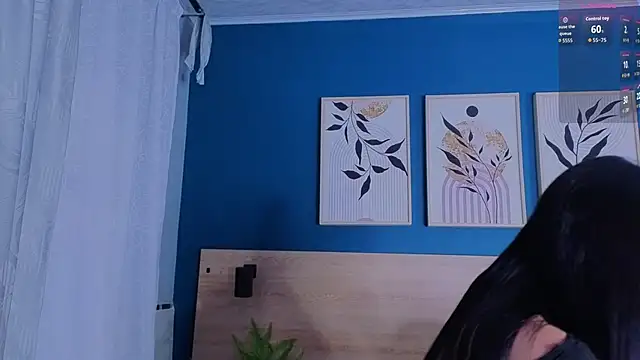 SarahMiler  online show from September 2025 11:44:01 AM