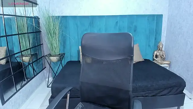 Snapshot of VictoriaaBlair chatting on February 2026 06:28:02 PM VictoriaaBlair online show from February 2026 06:28:02 PM