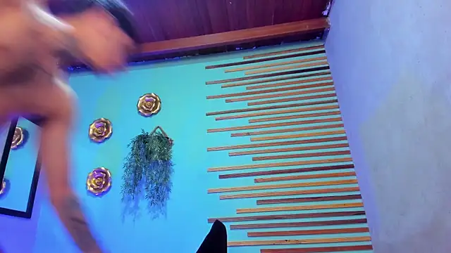 jharol cardonaa online show from October 2025 01:30:02 PM