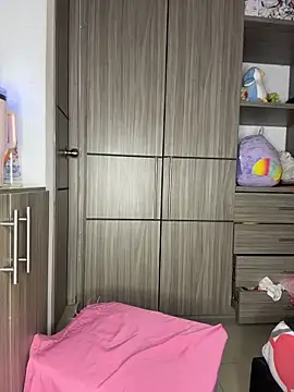 Snapshot of Mia_sweet80 chatting on November 2025 03:17:01 AM Mia sweet80 online show from November 2025 03:17:01 AM