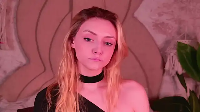 CindyFors online show from September 2025 09:16:02 PM