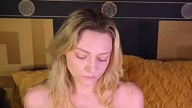 CindyFors online show from November 2025 09:48:01 PM