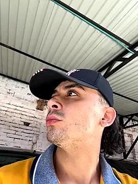 Jacobs0 online show from December 2025 04:56:01 PM