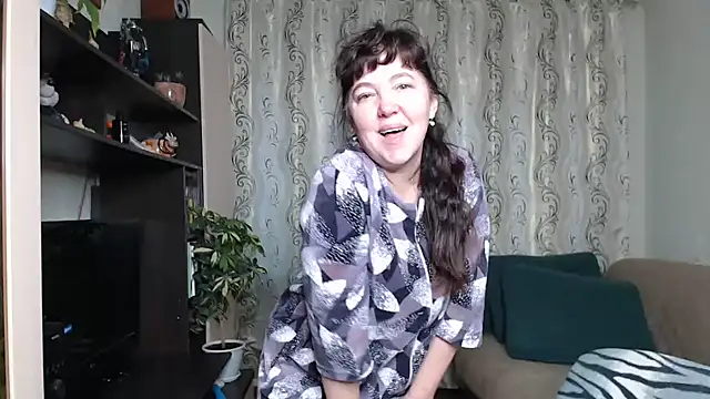 Illusionq online show from October 2025 05:04:01 AM