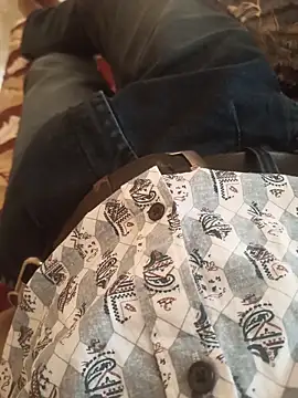 Snapshot of silvaa89 chatting on November 2025 04:22:02 AM silvaa89 online show from November 2025 04:22:02 AM