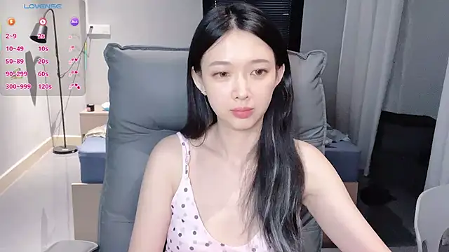 NiNi-baby520 online show from November 2025 07:33:02 AM