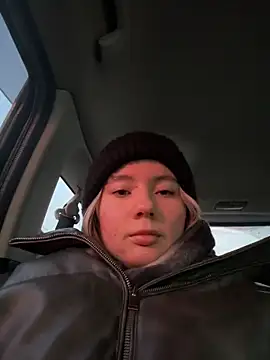 StephanieMur online show from November 2025 09:24:01 AM