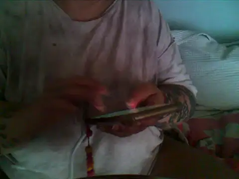 Snapshot of LupeLok chatting on September 2025 02:06:01 PM LupeLok online show from September 2025 02:06:01 PM