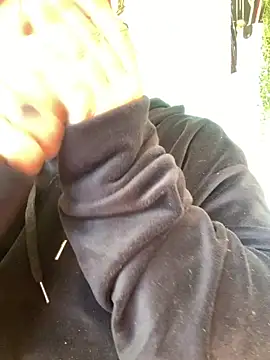 Snapshot of LupeLok chatting on September 2025 06:11:02 PM LupeLok online show from September 2025 06:11:02 PM