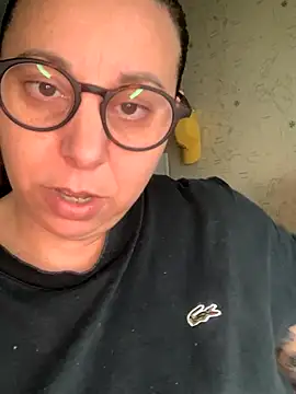 Snapshot of LupeLok chatting on October 2025 08:55:02 PM LupeLok online show from October 2025 08:55:02 PM