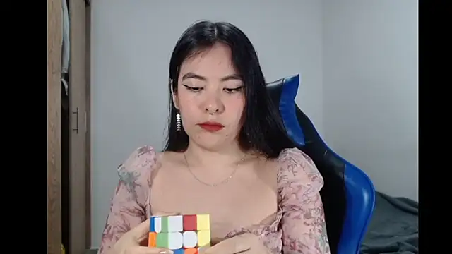 EloiseJun online show from February 2026 04:42:02 AM