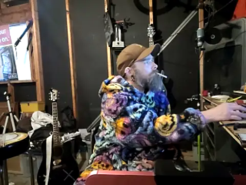 thejuicybacon online show from April 2026 11:52:01 AM