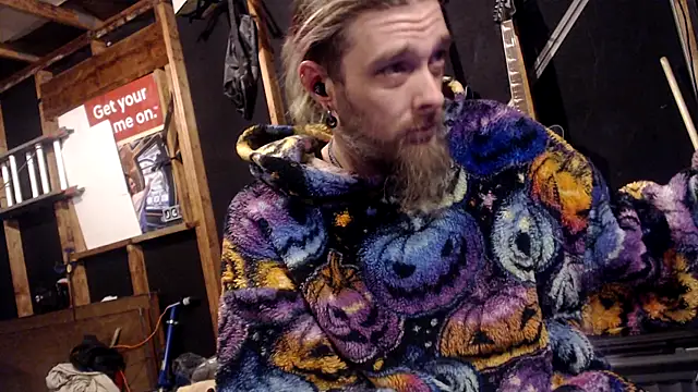 thejuicybacon online show from April 2026 09:25:01 AM